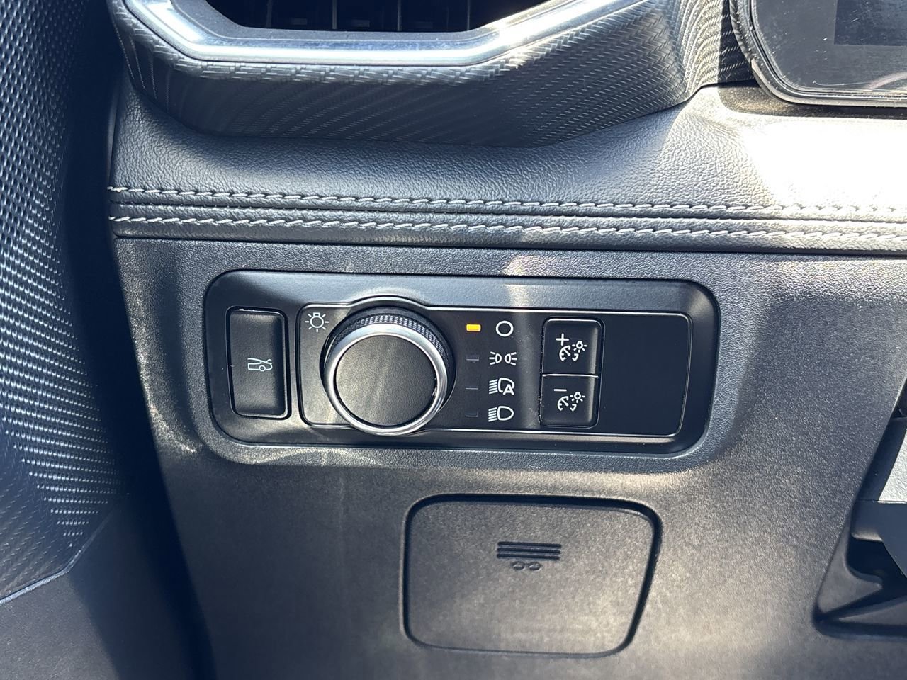 Certified 2024 Ford Mustang Premium image 31