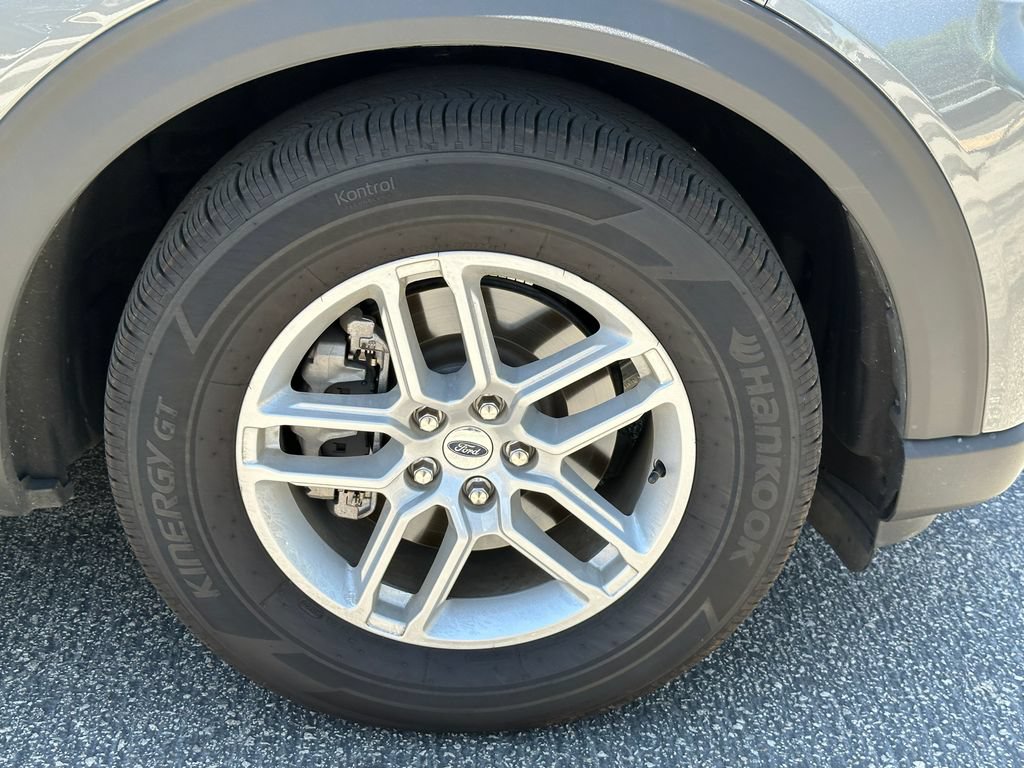 Certified 2026 Ford Explorer Active w/ Active Comfort Package RWD image 14