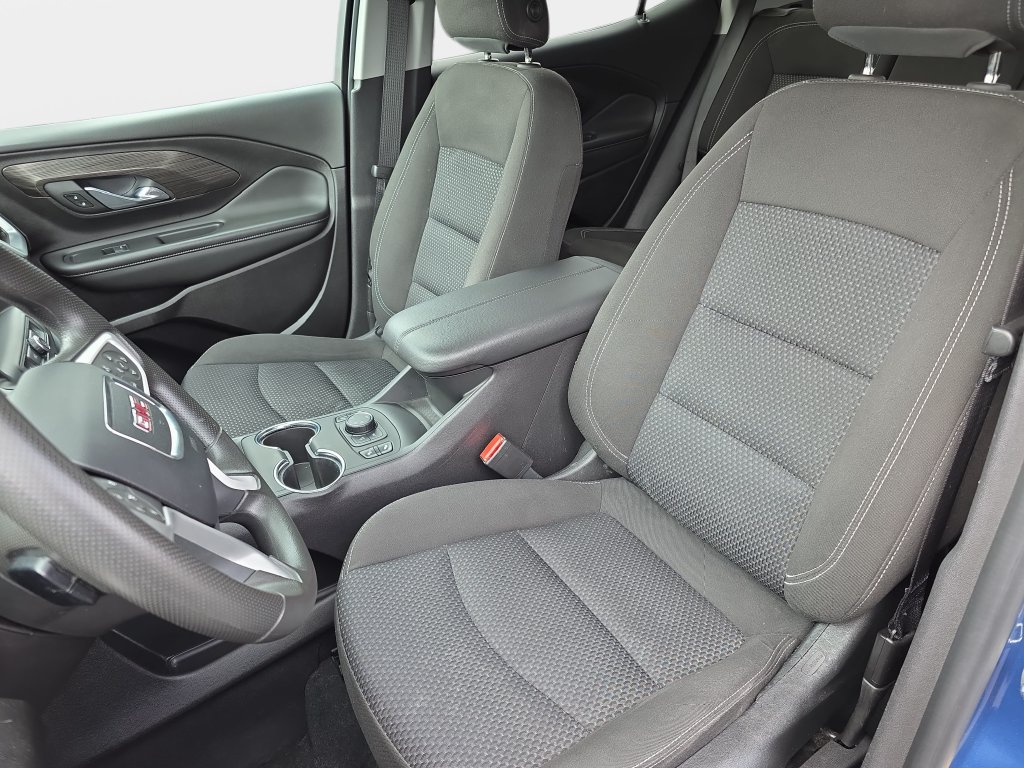 Used 2024 GMC Terrain SLE w/ Driver Convenience Package AWD/4WD image 13