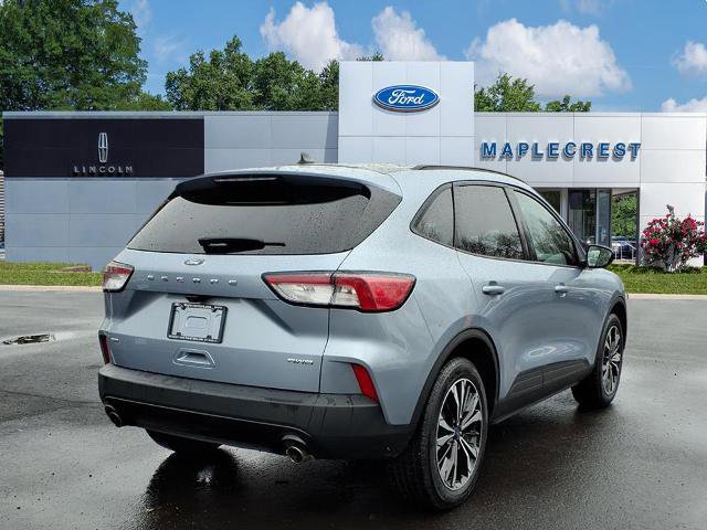 Certified 2022 Ford Escape SE w/ SE Sport Appearance Package image 5