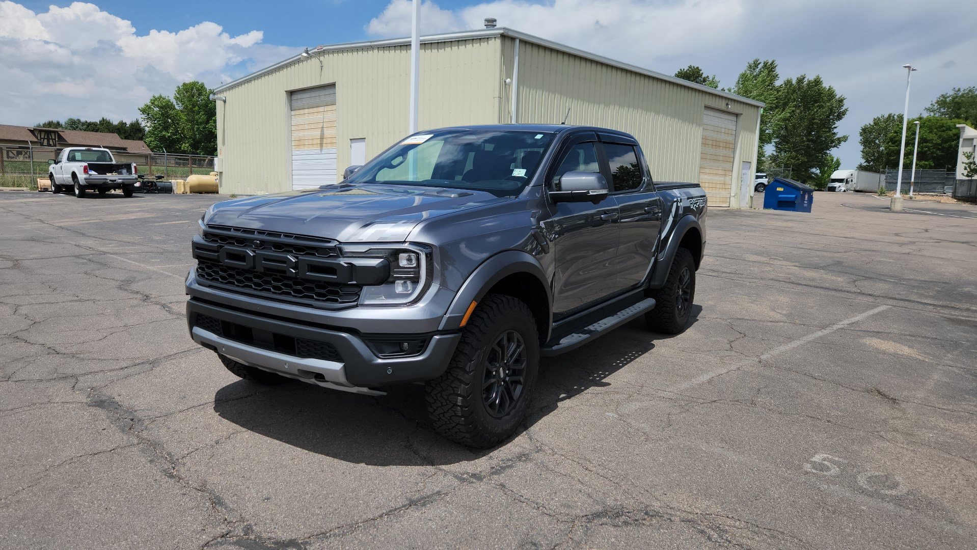 Certified 2025 Ford Ranger Raptor AWD/4WD image 3