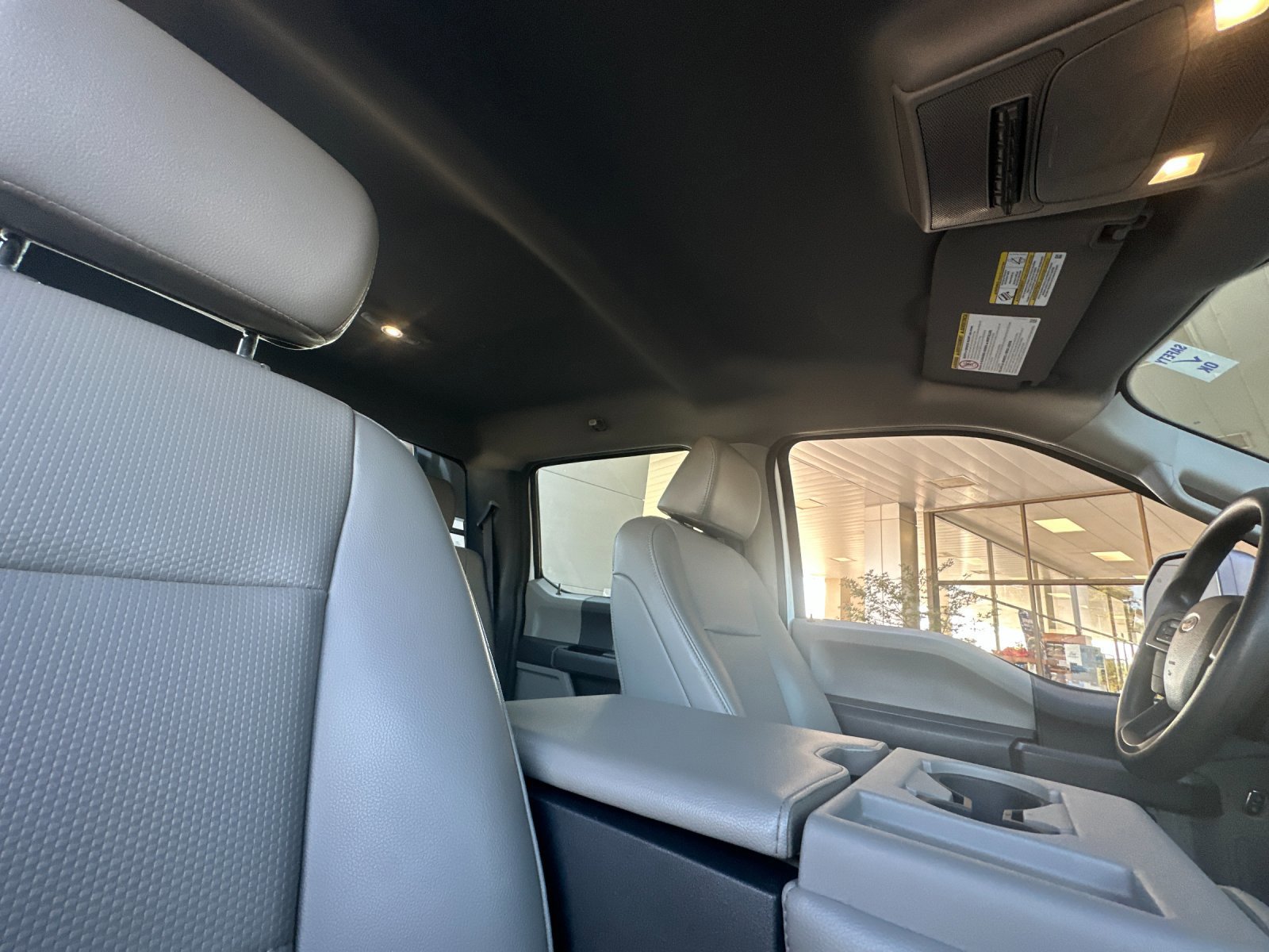 Certified 2022 Ford F350 XL w/ Power Equipment Group image 17