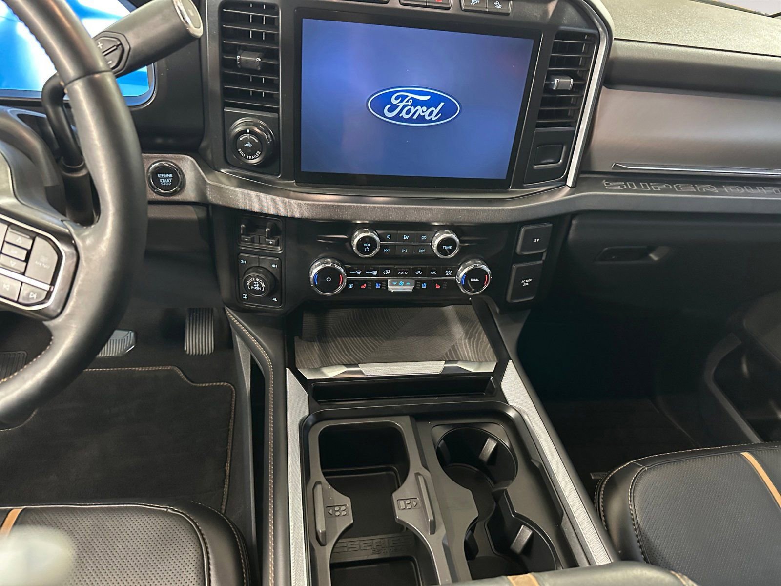 Certified 2024 Ford F250 Platinum w/ Tremor Off-Road Package AWD/4WD image 11