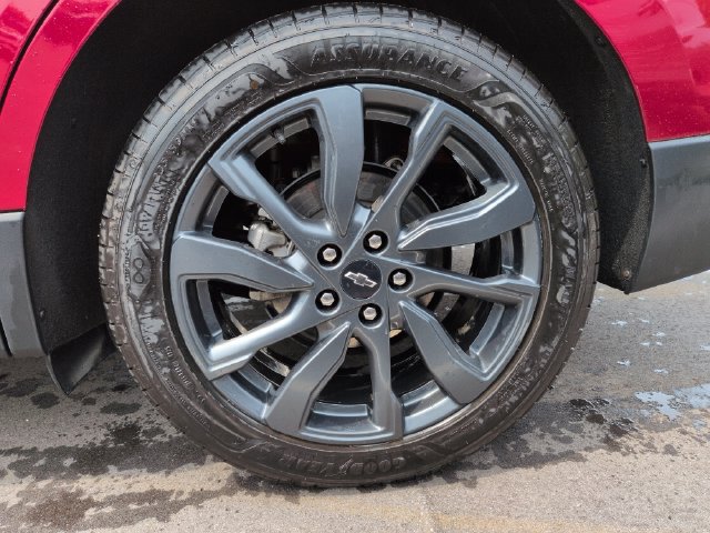 Used 2023 Chevrolet Equinox RS FWD image 11