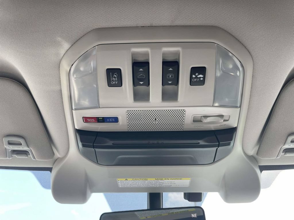 Used 2022 Subaru Ascent Touring AWD/4WD image 28