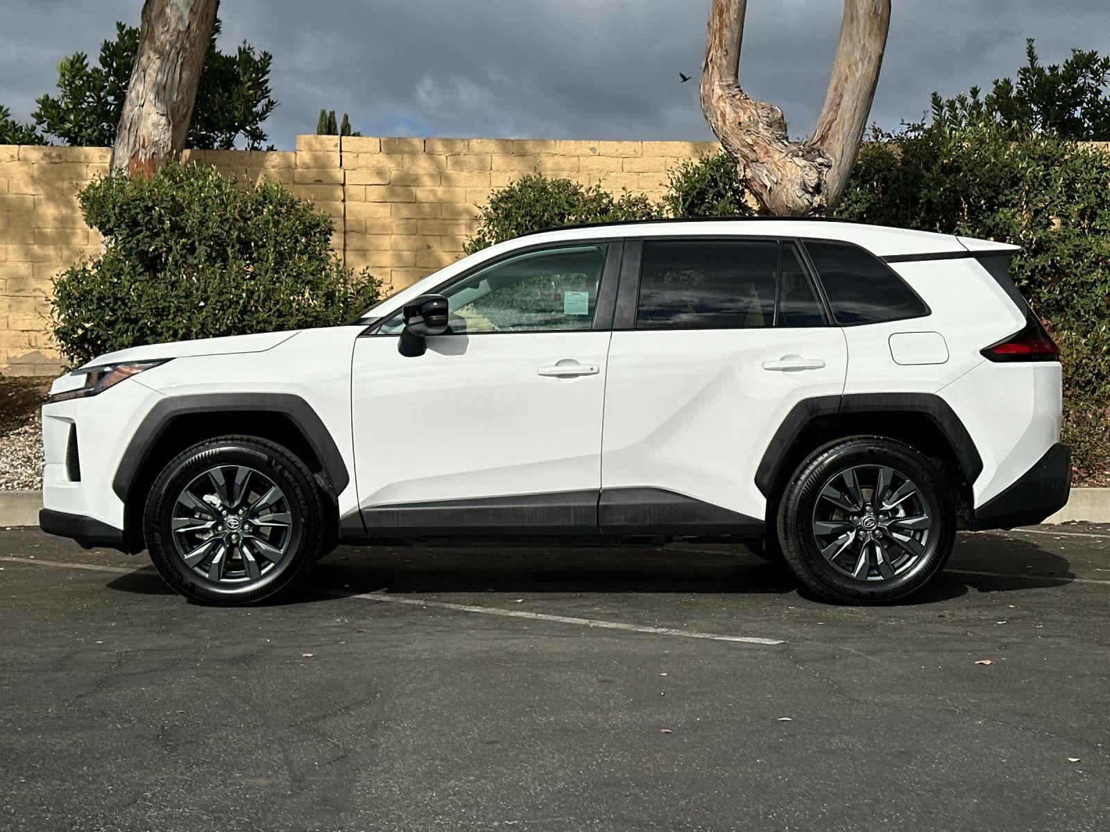 Used 2026 Toyota RAV4 XLE Premium AWD/4WD image 5