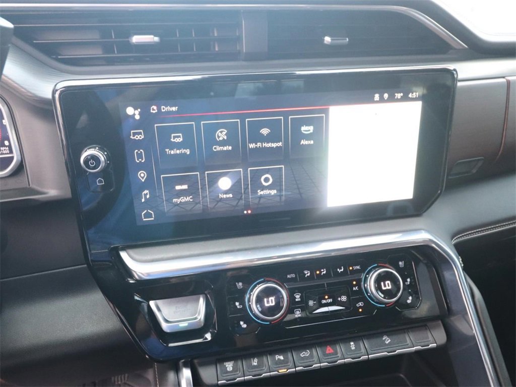 Used 2024 GMC Sierra 3500 Denali Ultimate image 19