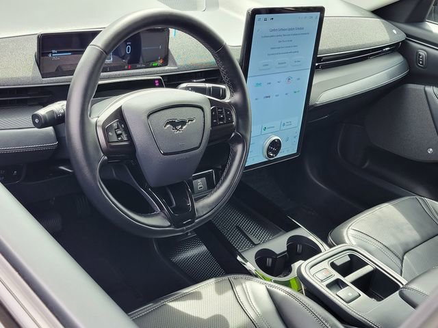 Certified 2025 Ford Mustang Mach-E Premium RWD image 6