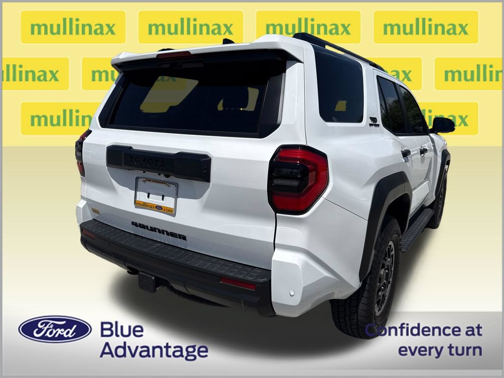 Used 2025 Toyota 4Runner TRD Off-Road Premium AWD/4WD image 4