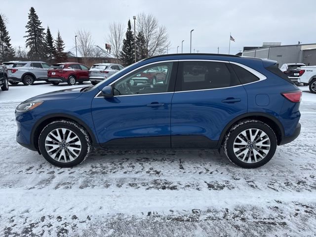 Certified 2022 Ford Escape Titanium w/ Class II Trailer Tow Package image 2