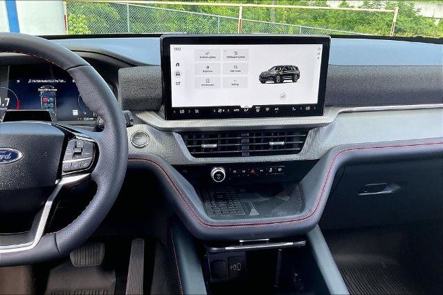 Certified 2025 Ford Explorer ST-Line w/ Premium Package RWD image 6