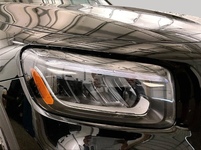 Used 2026 Mercedes-Benz GLB 250 4MATIC image 27