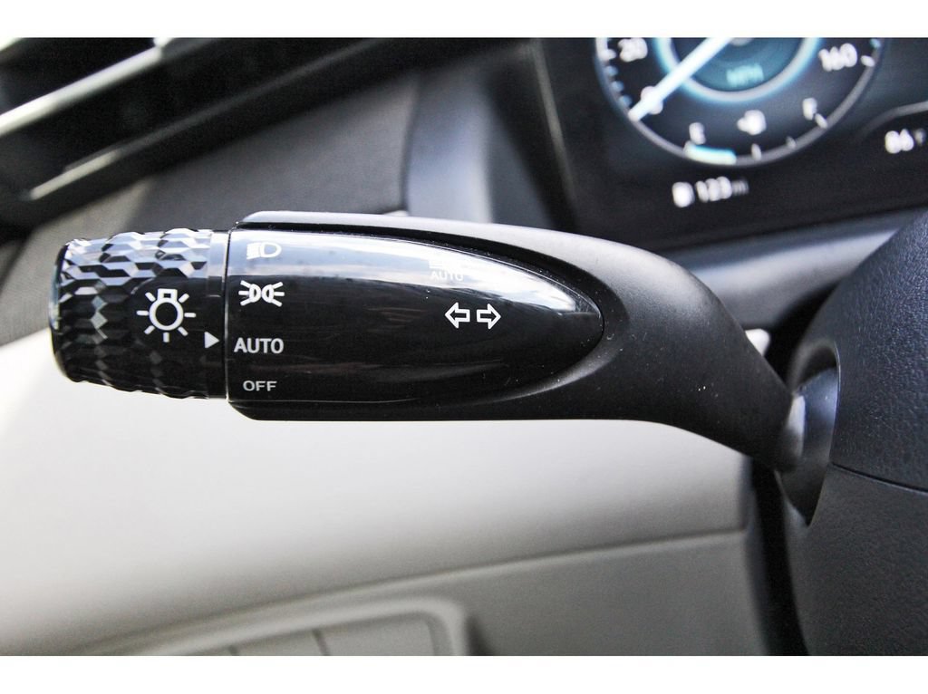 Used 2023 Hyundai Tucson Limited FWD image 16