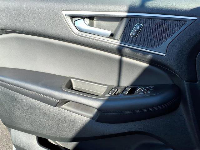 Certified 2023 Ford Edge SEL w/ Convenience Package image 9