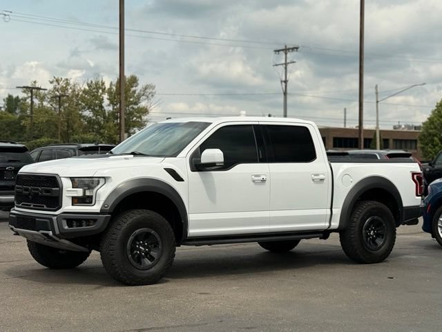 Certified 2018 Ford F150 Raptor w/ Equipment Group 802A Luxury AWD/4WD image 47