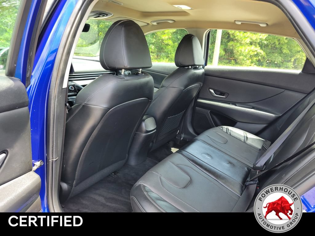 Used 2022 Hyundai Elantra Limited w/ Preferred Accessory Package FWD image 14