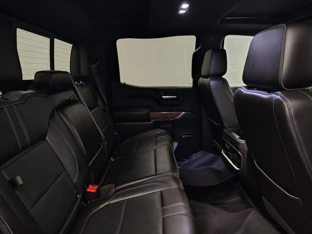 Used 2019 Chevrolet Silverado 1500 High Country w/ Technology Package AWD/4WD image 34