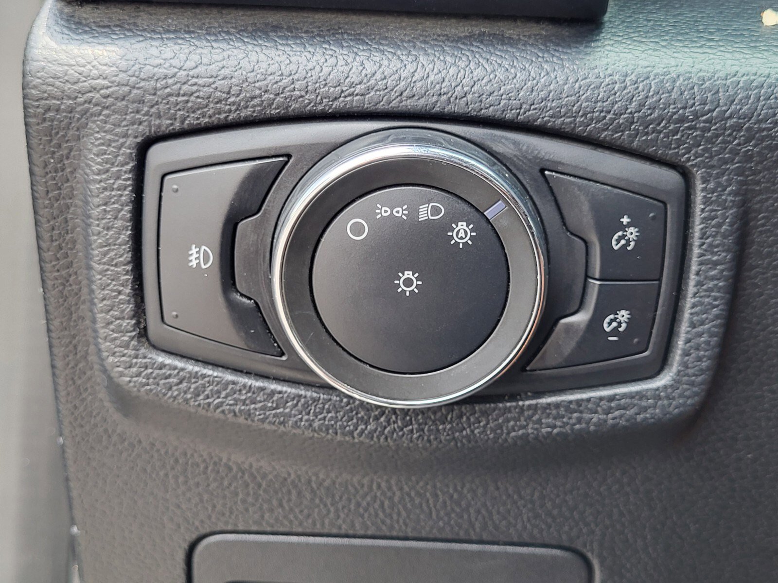 Certified 2021 Ford Expedition Max Limited RWD image 23