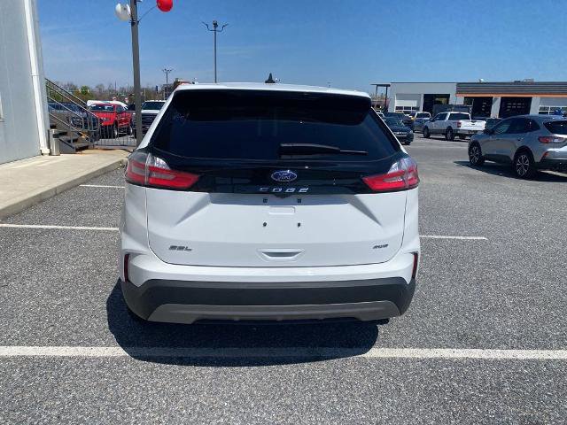 Certified 2023 Ford Edge SEL w/ Convenience Package AWD/4WD image 4