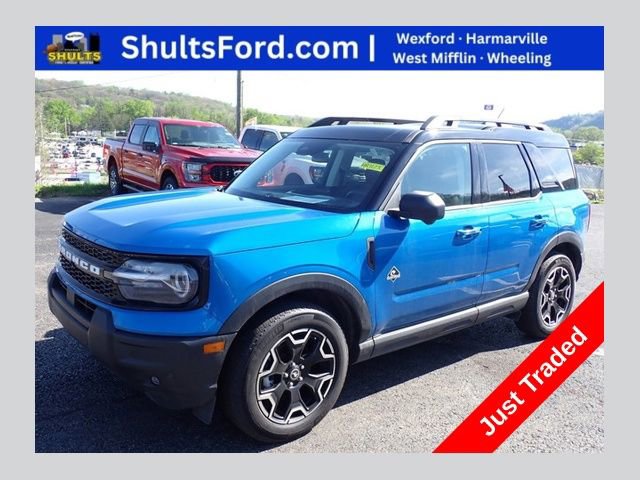Certified 2025 Ford Bronco Sport Outer Banks w/ Outer Banks Tech Package+ AWD/4WD image 1
