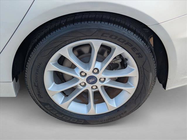 Certified 2019 Ford Fusion SE image 24