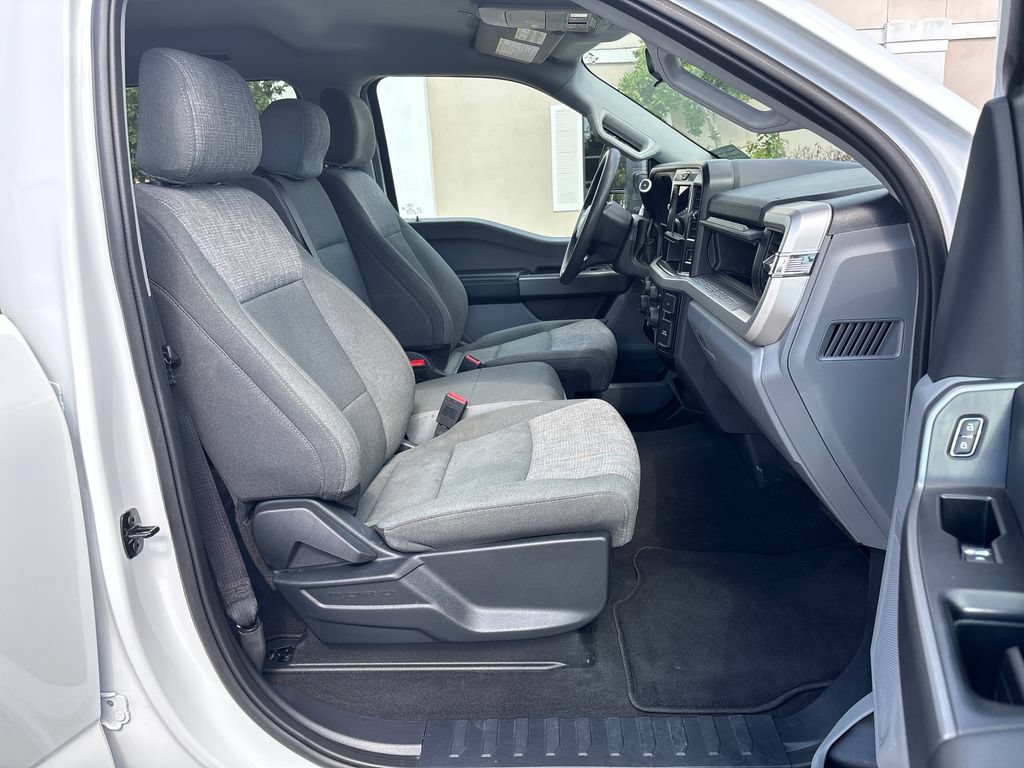 Certified 2025 Ford F250 XLT AWD/4WD image 7