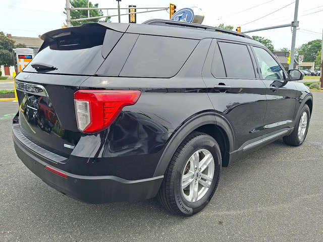 Certified 2020 Ford Explorer XLT w/ Comfort Package AWD/4WD image 11