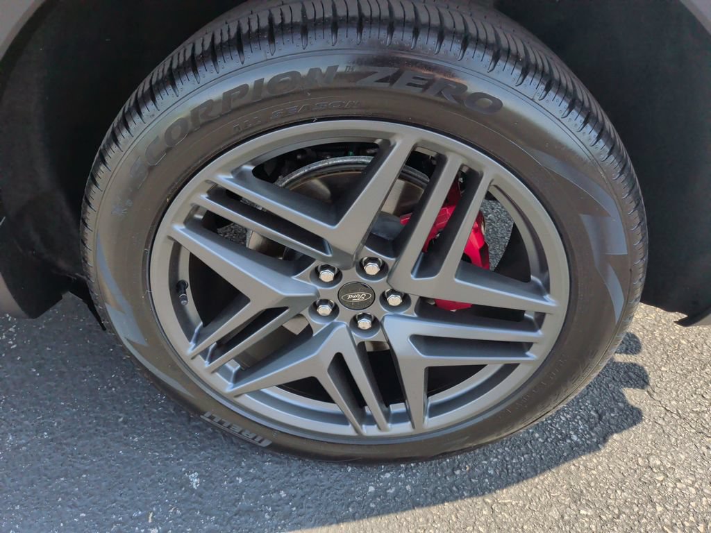 Certified 2025 Ford Explorer ST AWD/4WD image 33