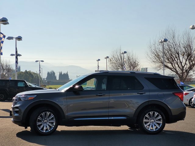 Certified 2022 Ford Explorer Limited w/ Limited Technology Package image 2