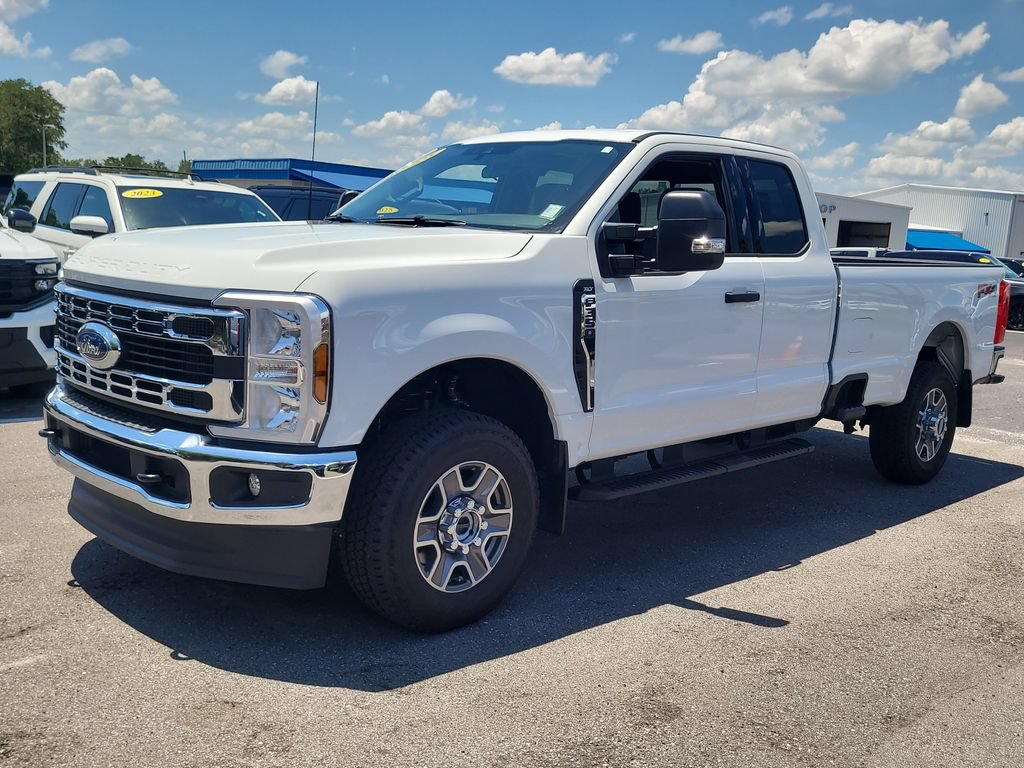 Certified 2025 Ford F350 XLT w/ FX4 Off-Road Package AWD/4WD image 2