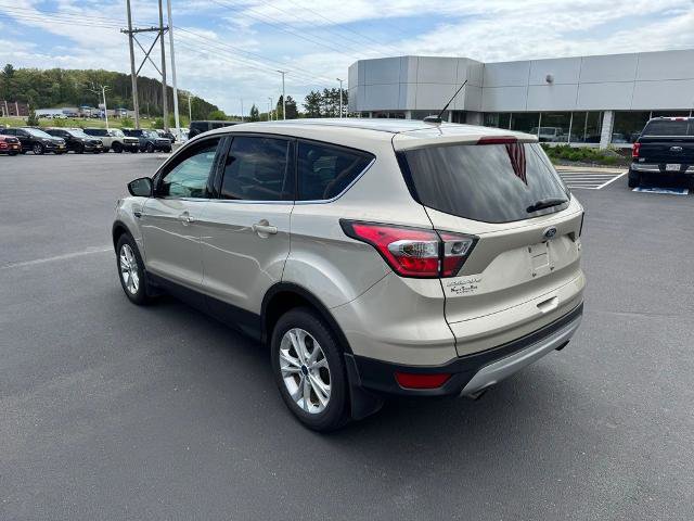 Certified 2017 Ford Escape SE w/ SE Cold Weather Package AWD/4WD image 5
