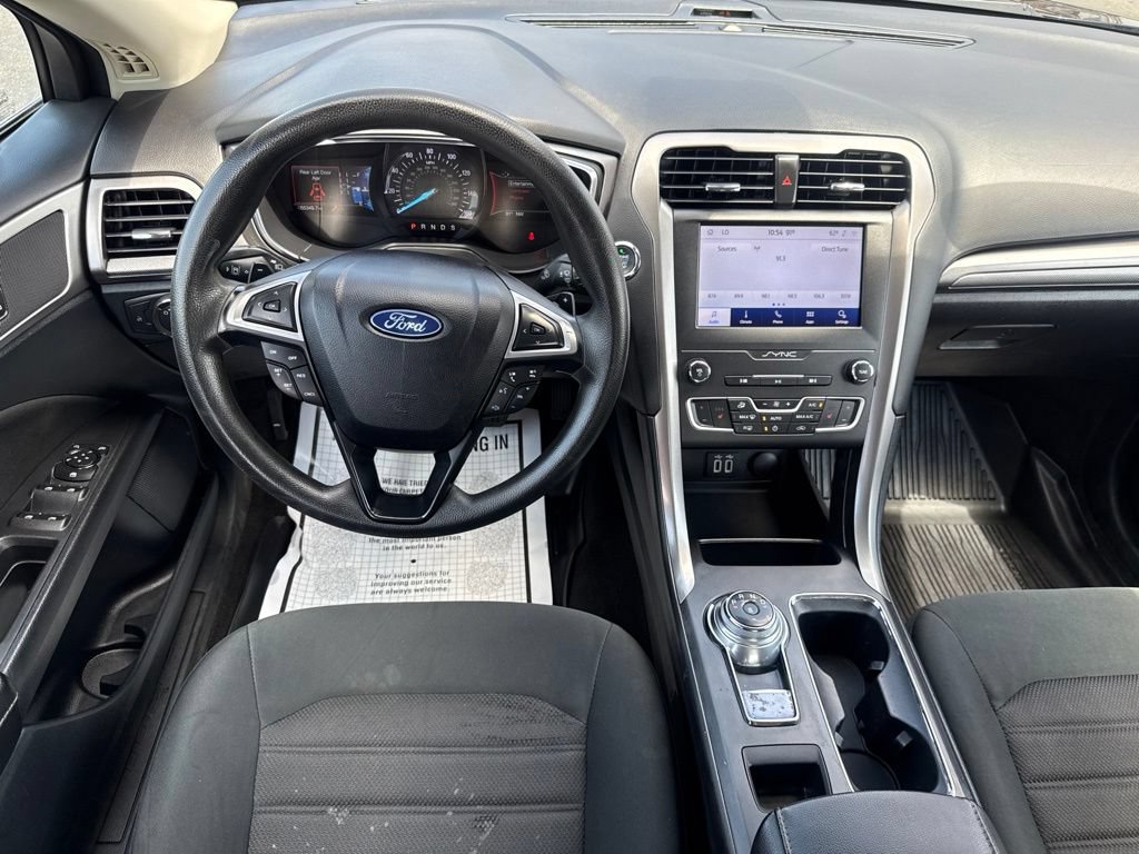 Certified 2020 Ford Fusion SE AWD/4WD image 26