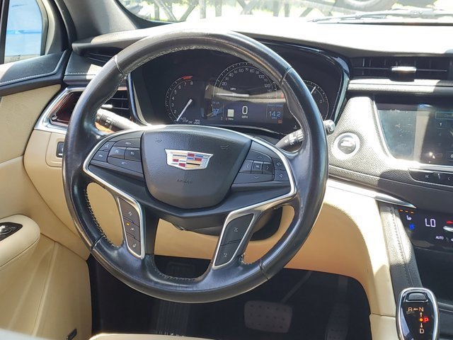 Used 2018 Cadillac XT5 Premium Luxury image 20