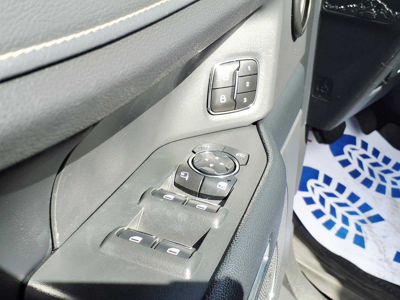 Certified 2023 Ford Expedition XLT RWD image 22