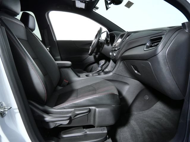 Used 2024 Chevrolet Equinox RS AWD/4WD image 10