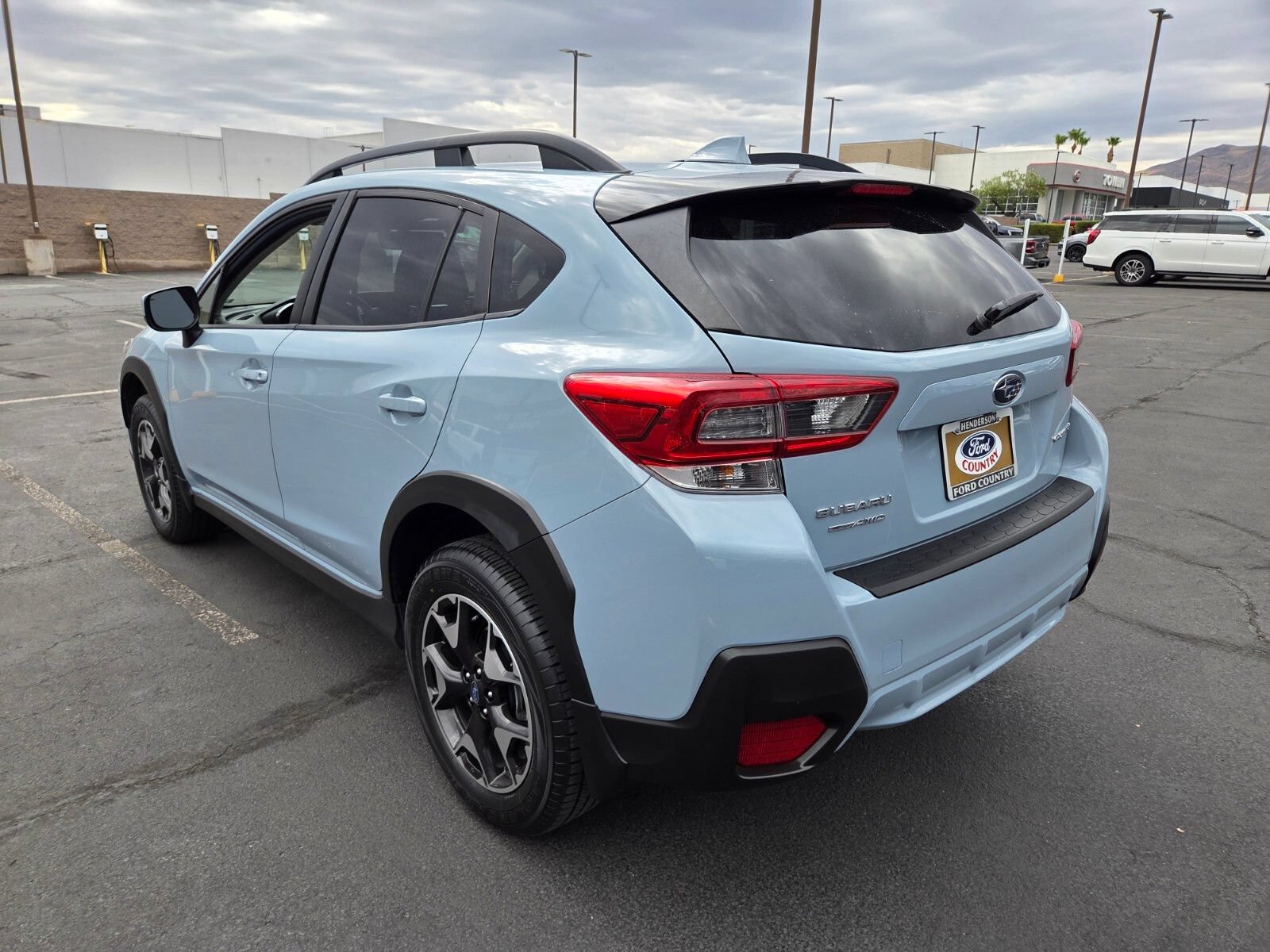 Used 2020 Subaru Crosstrek 2.0i Premium w/ Moonroof Package 2 AWD/4WD image 4