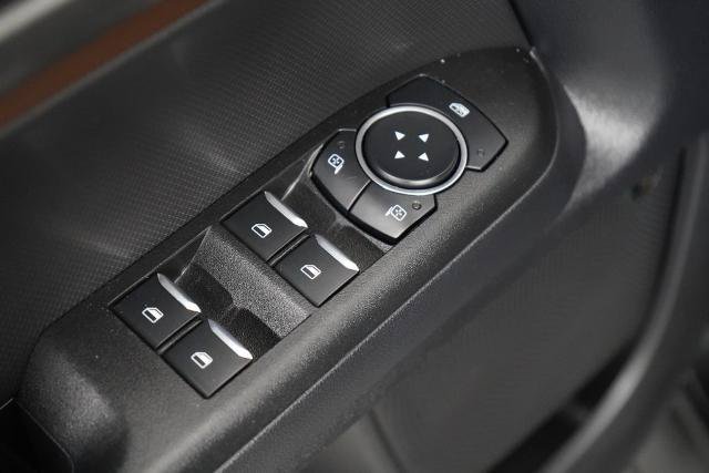 Certified 2025 Ford Bronco Sport Outer Banks w/ Outer Banks Tech Package+ AWD/4WD image 17