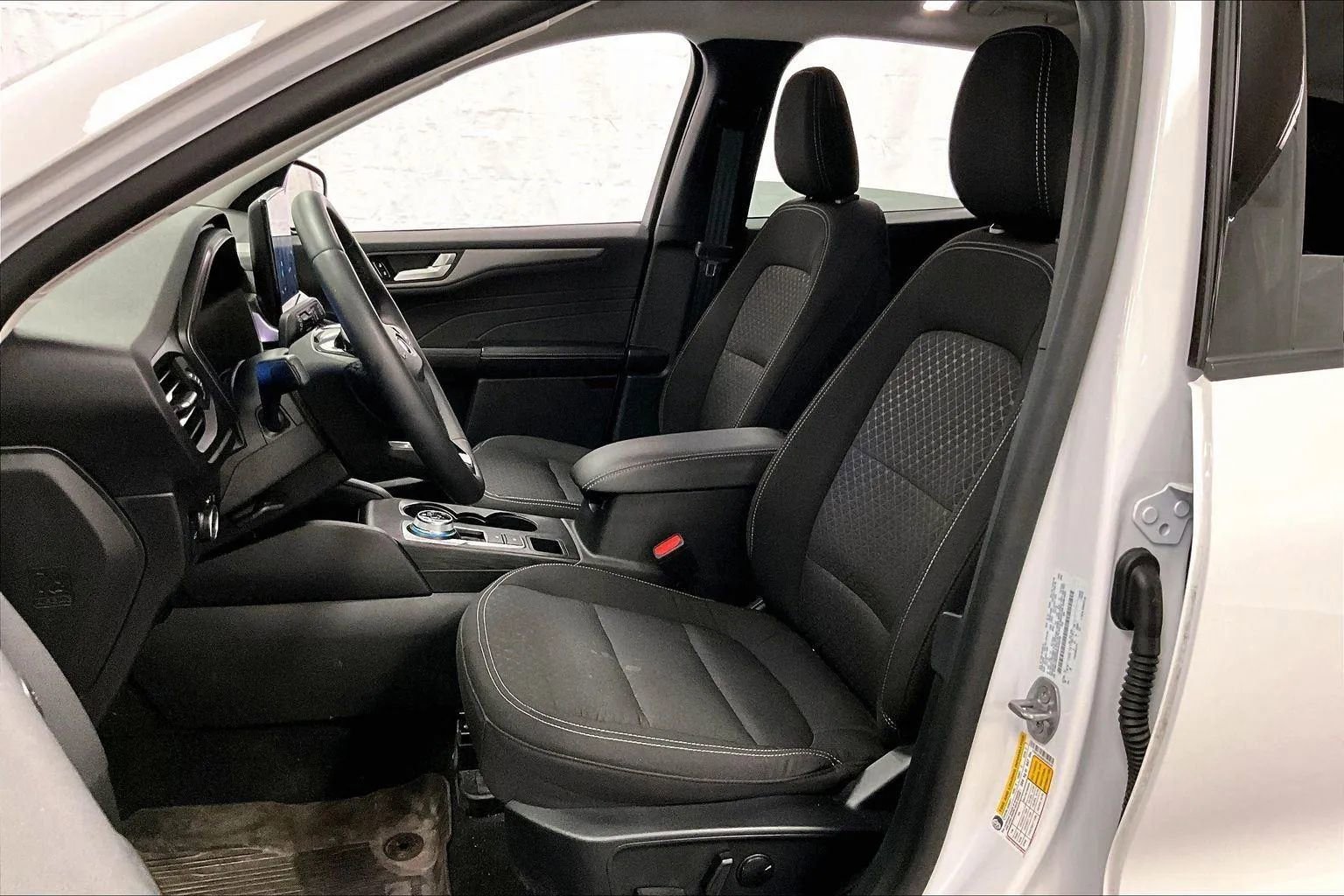 Certified 2024 Ford Escape Active w/ Tech Pack #2 image 24