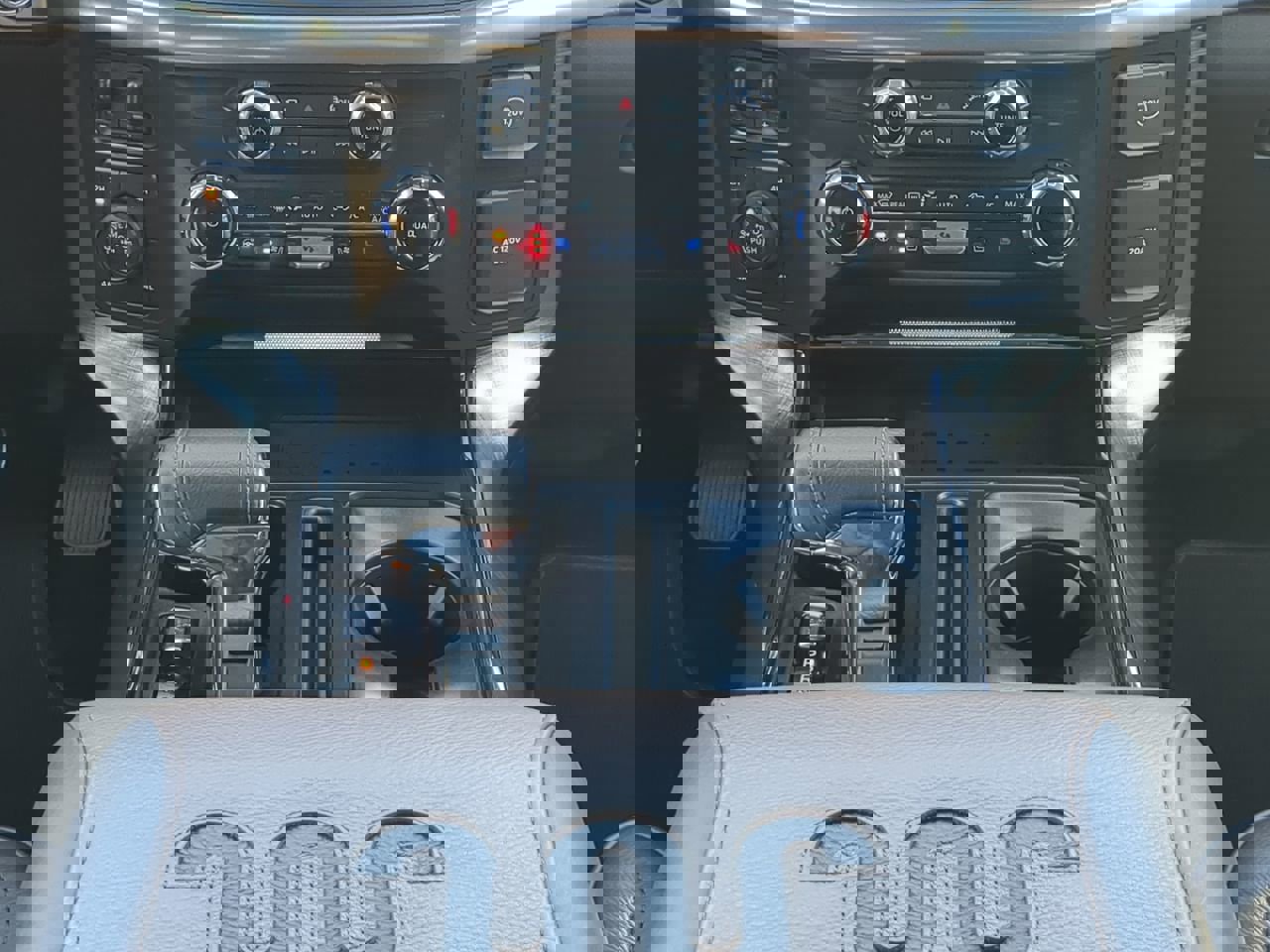 Certified 2025 Ford F150 King Ranch image 17