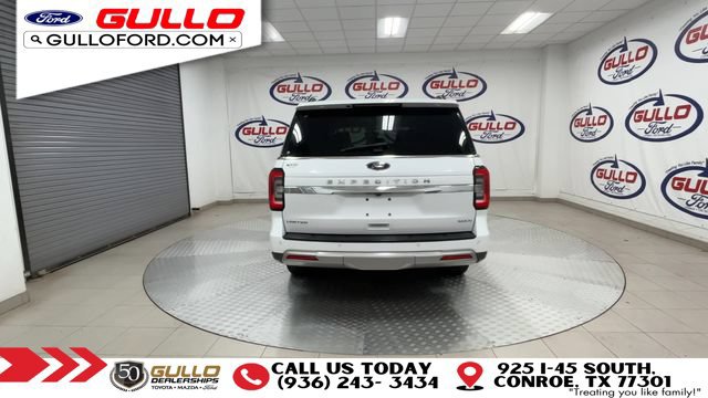 Certified 2022 Ford Expedition Max Limited RWD image 7