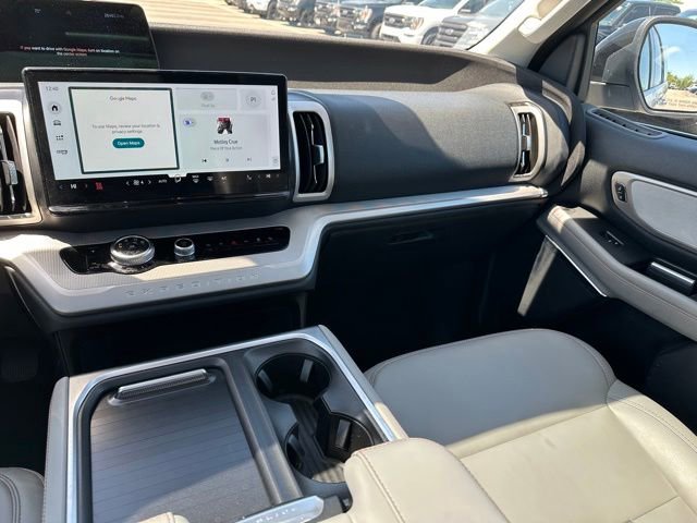 Certified 2025 Ford Expedition Max Active AWD/4WD image 19