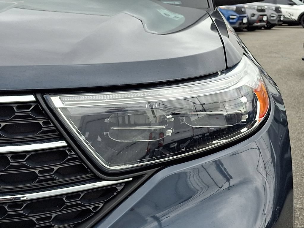 Certified 2023 Ford Explorer XLT AWD/4WD image 9