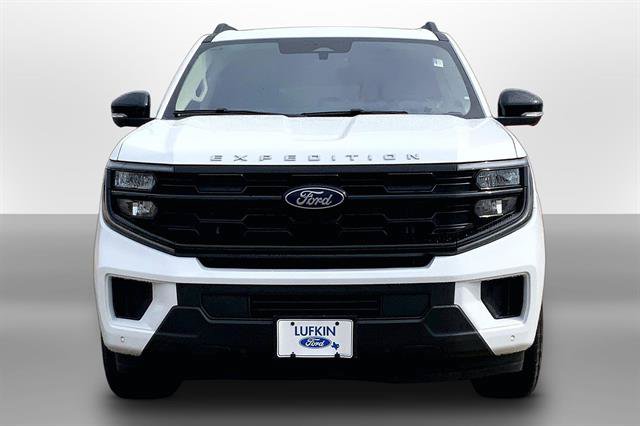 Certified 2025 Ford Expedition Active AWD/4WD image 2