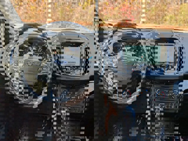 Certified 2019 Ford Escape Titanium image 31