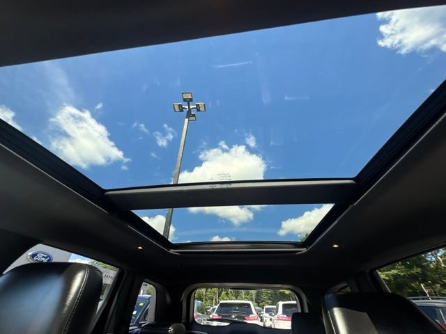 Used 2019 Jeep Grand Cherokee Limited w/ Luxury Group II AWD/4WD image 22