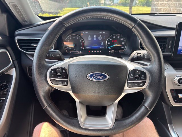 Certified 2023 Ford Explorer XLT w/ Equipment Group 202A AWD/4WD image 17