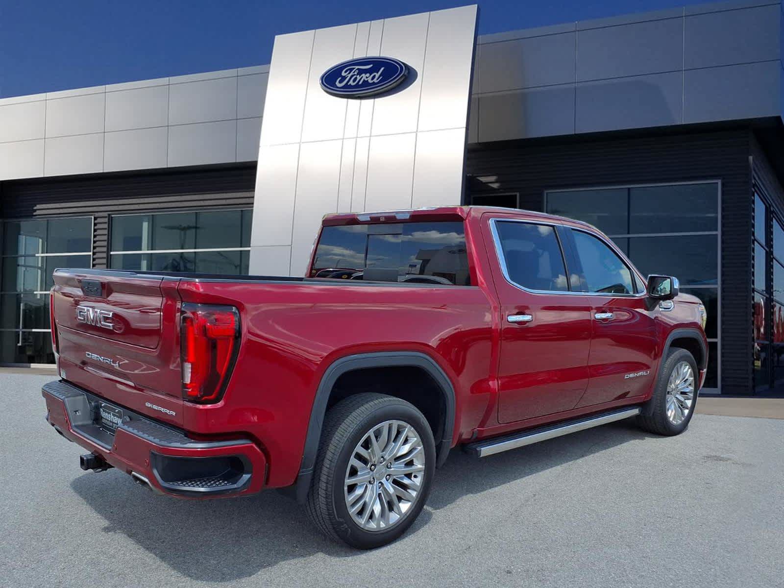 Used 2019 GMC Sierra 1500 Denali w/ Denali Ultimate Package AWD/4WD image 2