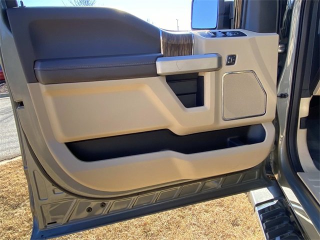 Certified 2020 Ford F150 Lariat w/ Equipment Group 502A Luxury image 17