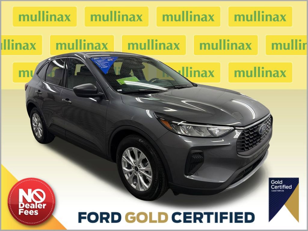 Certified 2025 Ford Escape Active FWD image 1