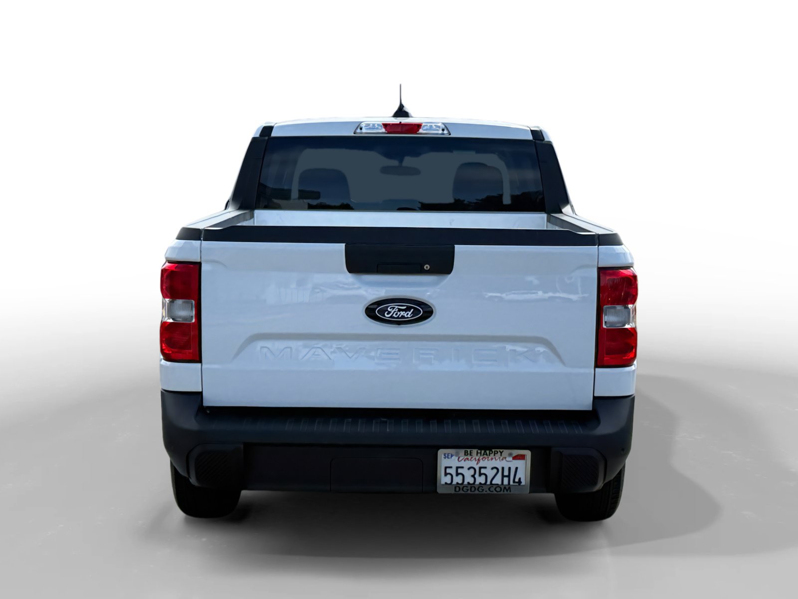 Certified 2025 Ford Maverick XL w/ Equipment Group 102A AWD/4WD image 4
